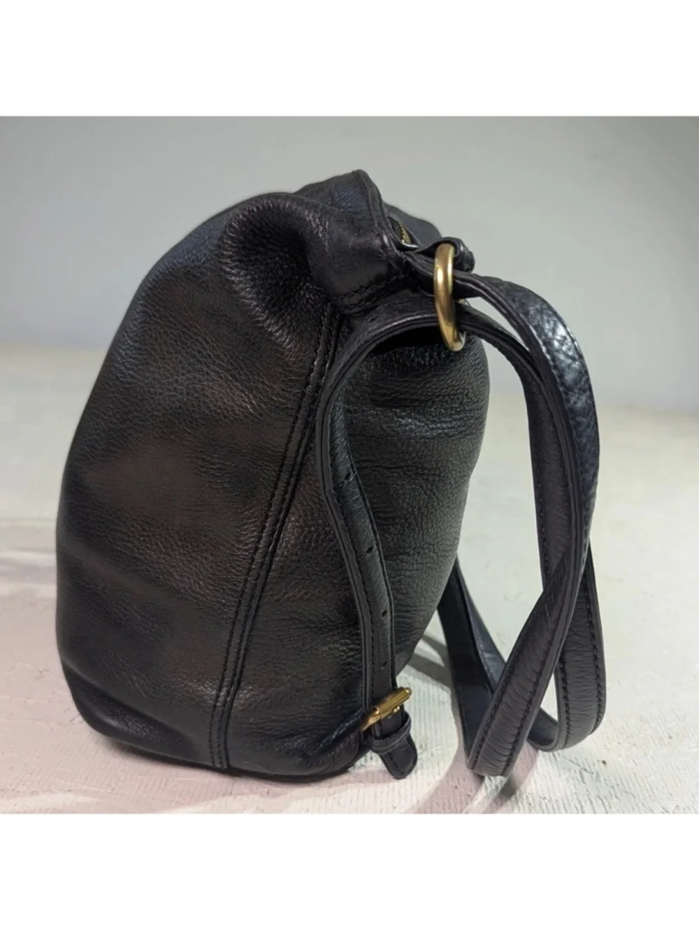 HOBO Hobo Convertible Backpack Crossbody Black Pebbled Leather Tassel - Picture 3 of 9